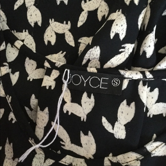 Joyce size small cold shoulder tie front polyester - Picture 2 of 6